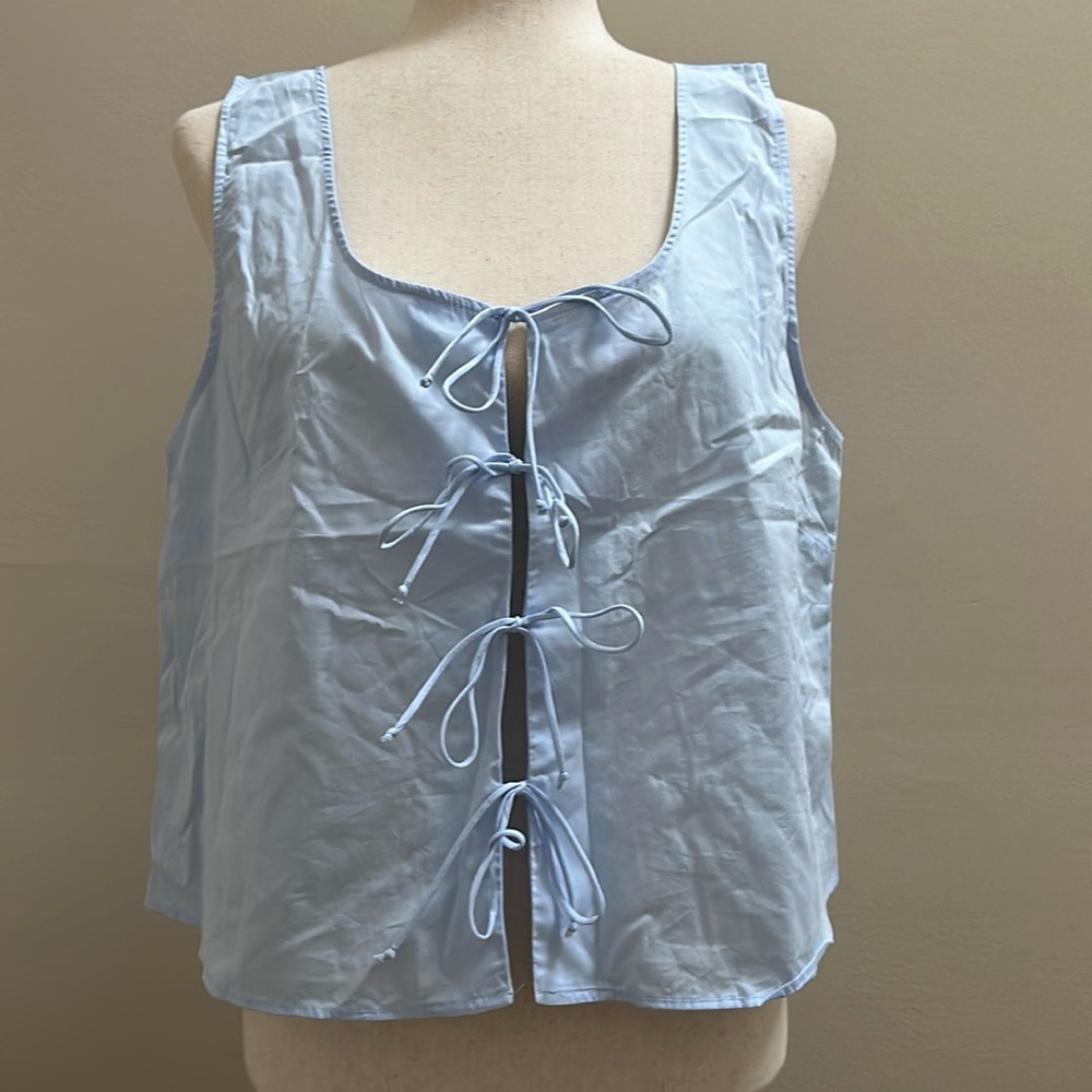 Baby blue tie top.